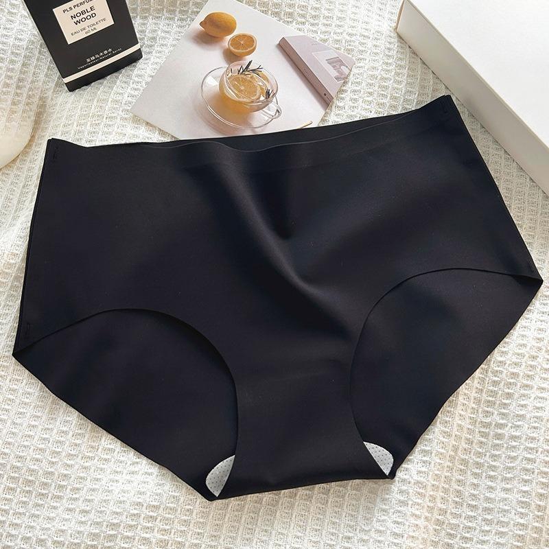

Female Summer Thin 7A Ice Silk Comfortable No Trace Skin Breathable Mid Waist Triangle Briefs XL