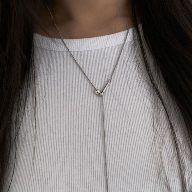 OURPIERRE DEEP DROP NECKLACE SILVER