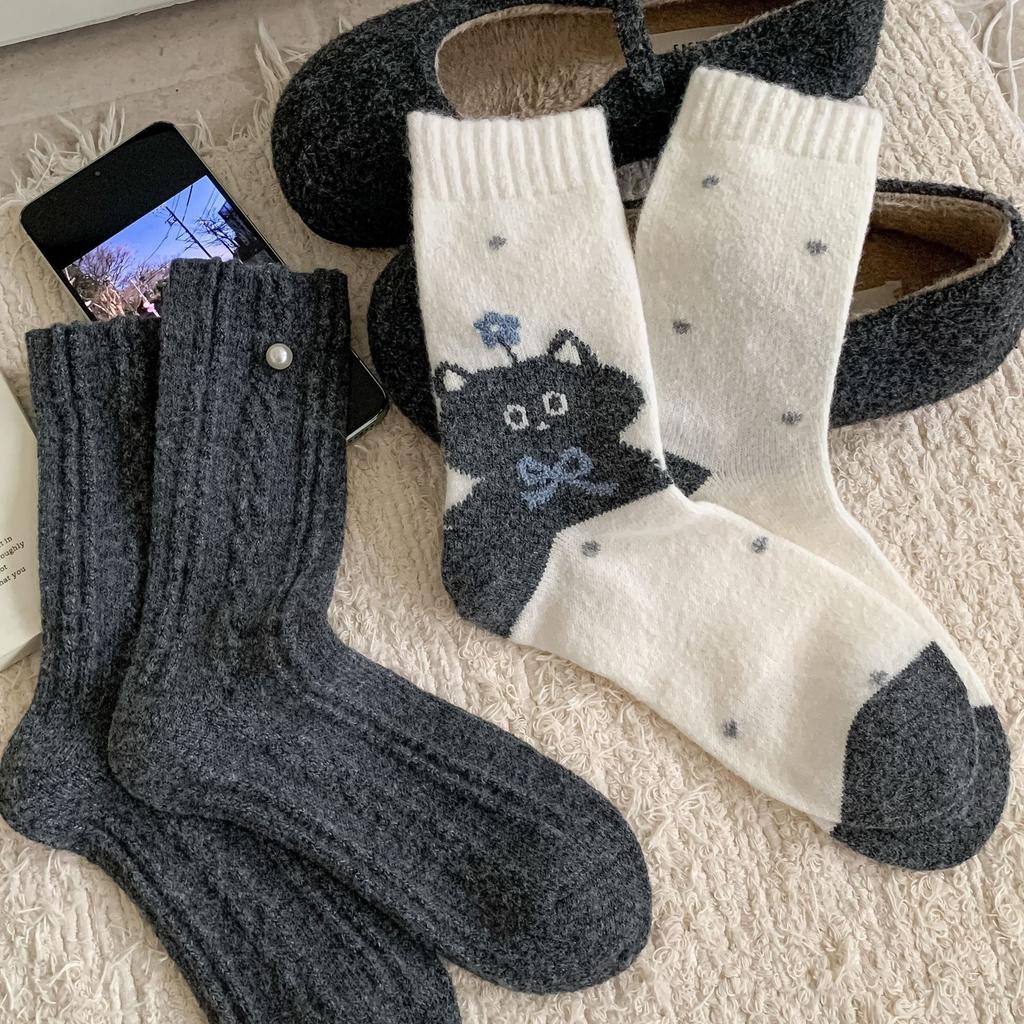 Female Autumn and Winter Thickened Warm Cartoon Cute Cat Wool Mid Tube Socks