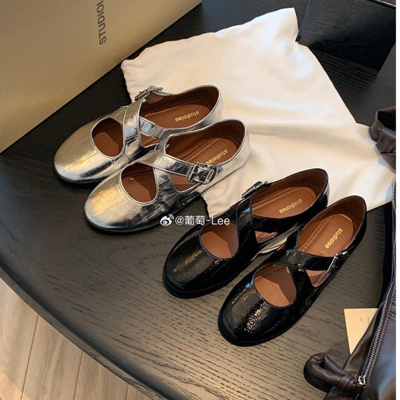 Fashion Flat Shoes for Women's Spring and Autumn Cross Strap Silver Round Toe Mary Jane Women's Shoes Shallow Ladies Shoe