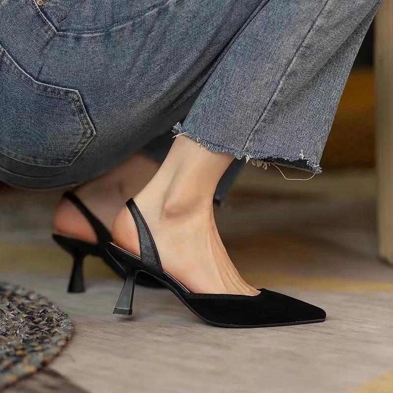 2024 Sexy špičaté sandály Dámský Fairy Style Léto 2024 Nové All-match Tenký podpatek Slingback Temperament Dámské Boty Vysoký podpatek
