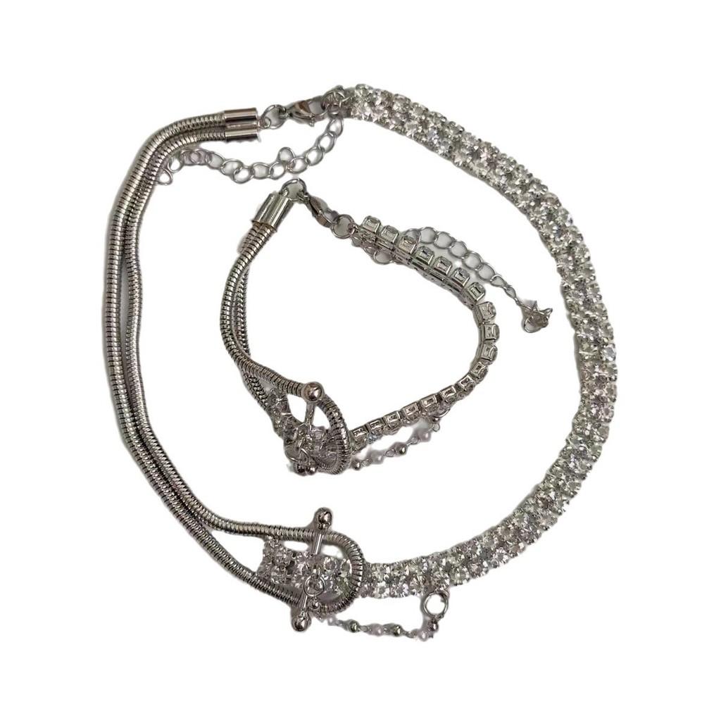 Steel Chic Titanium Bracelet For Women Sparkling Geometric Jewelry Design