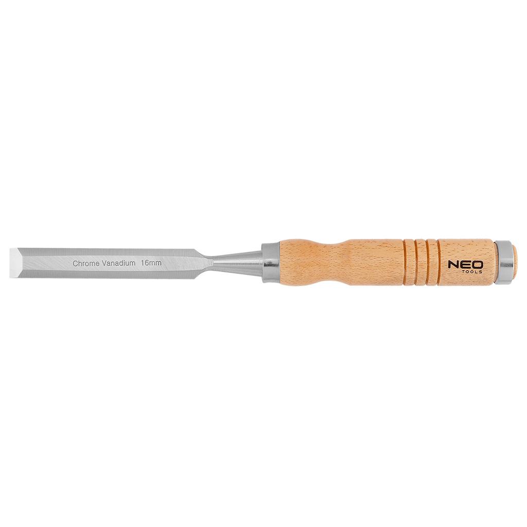 16mm chisel, CRV, wooden handle