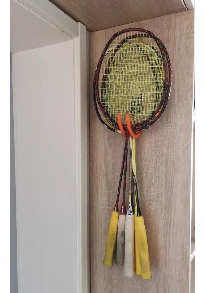 Wall-Mounted Racket Display: Badminton and Tennis Storage Hook