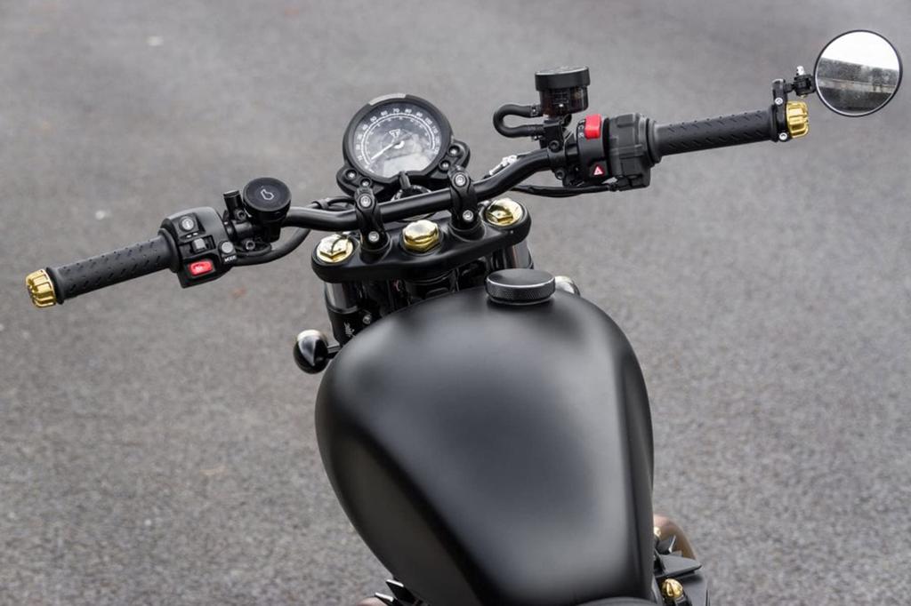 Motone MMU068 Stem Nut Street Twin, Street Scrambler, T100, T120, BOSS Brass,