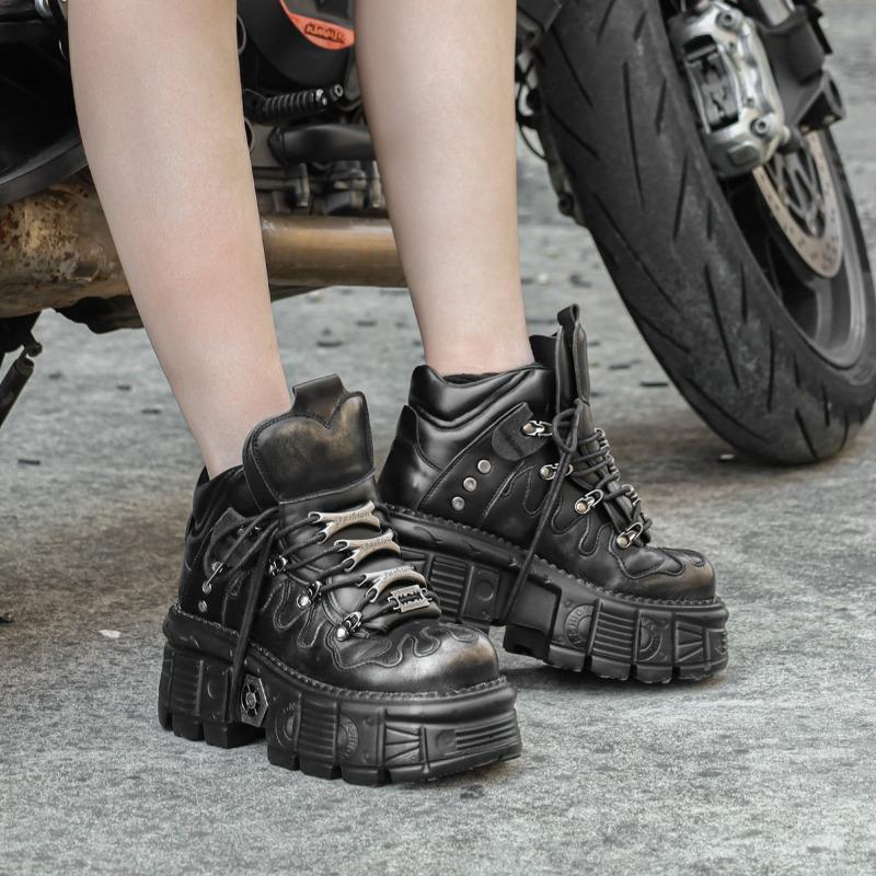 Fashion Men's Women's Fad Gothic Dark Platform Leather Shoes Punk Metal Heightening Riding Boots High Quality Men Women Locomotive Boots