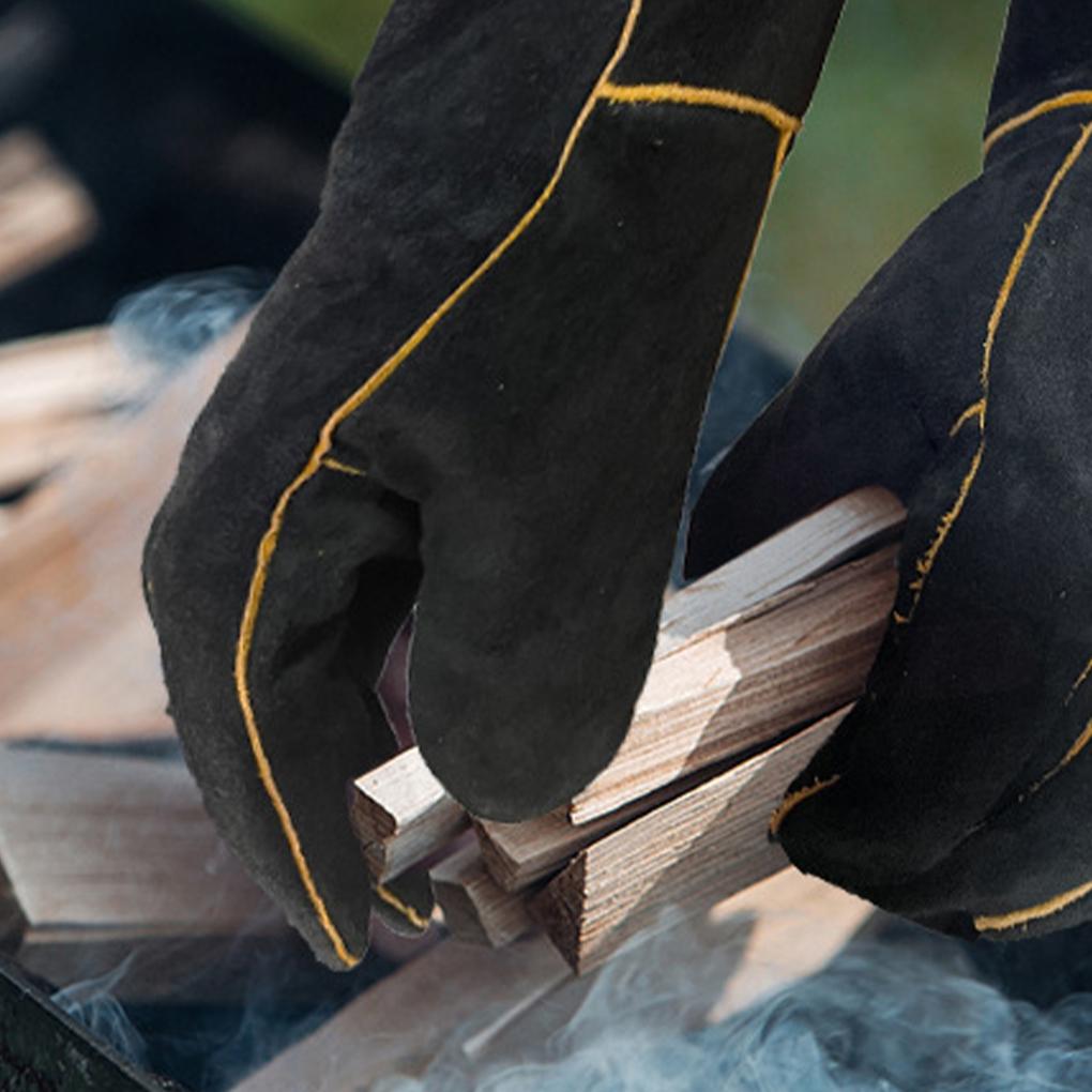 Schwarze Hitzebeständige Handschuhe Breite Anwendung Ausgezeichnete Wärmeisolierung Und Feuerbeständigkeit