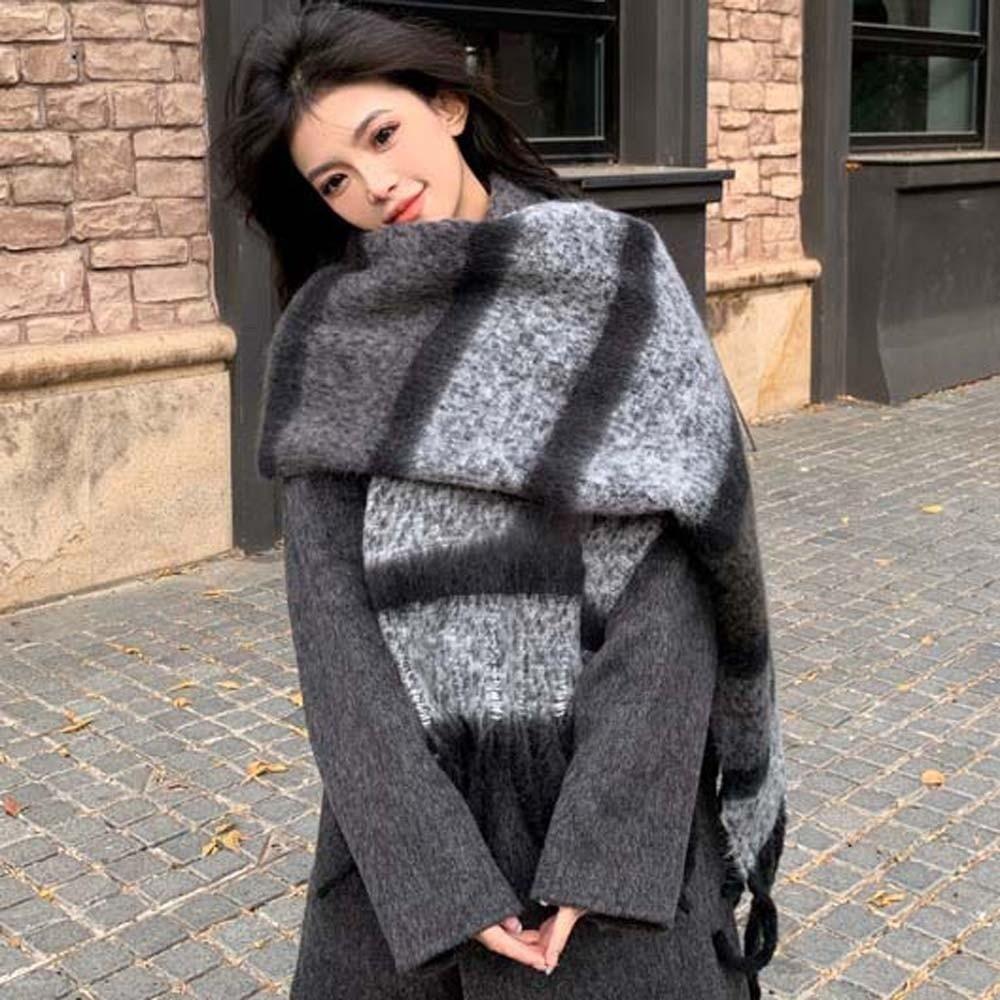 Soft Plaid Mufflers Thick Tassel Shawls Fringed Stoles Winter Scarves Women / Men