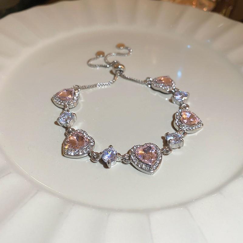 Gold-Plated Zircon Sun & Heart Bracelet: Stylish, Versatile, Elegant Light Luxury Jewelry for Women.
