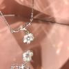 Delicate New Fashion Branches Flowers Necklace for Women Pendant Elegant Jewelry