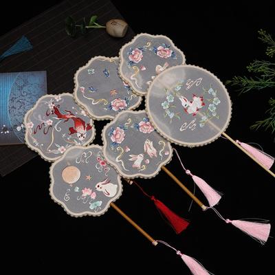 Embroidered Round Fan Classical Hand Fan Party Dance Accessories Silk Fan  Wedding