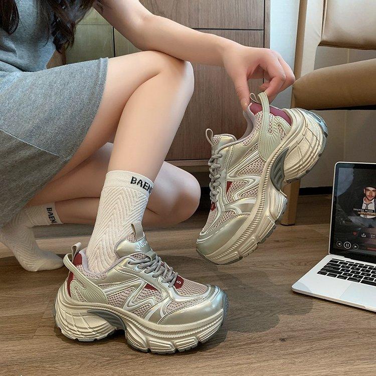 Plateau-Dad-Schuhe aus Leder Damen Herbst 2025 neue atmungsaktive silberne Freizeitschuhe vielseitige herbstliche Schuhe mit Absatz