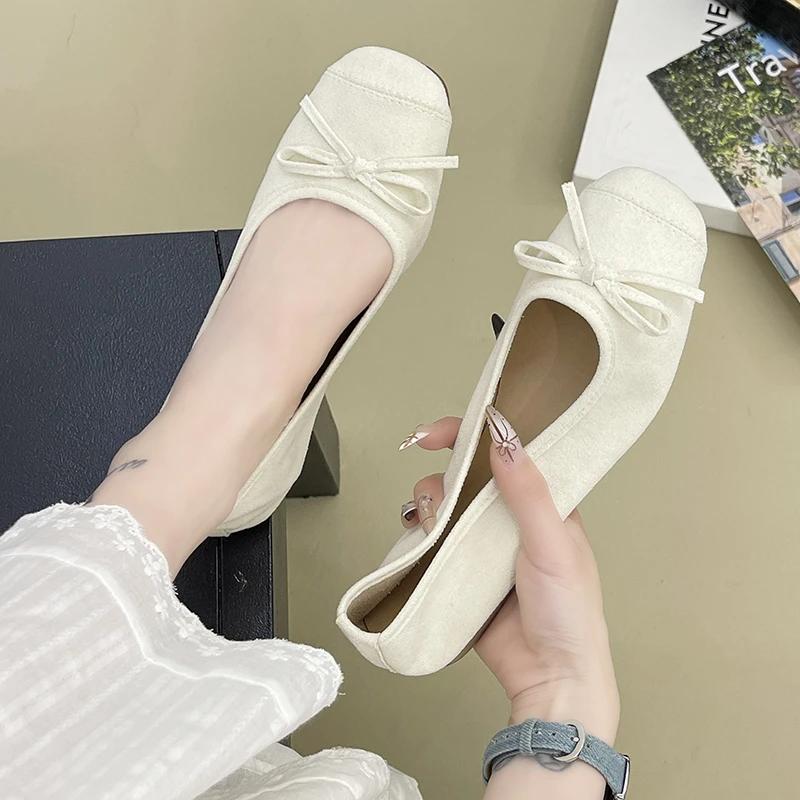 2025Suede Flat Shoes New Women's Soft and Fashionable Lightweight Shoes French Small Fragrance Bow Elegant and Comfortable Shoes