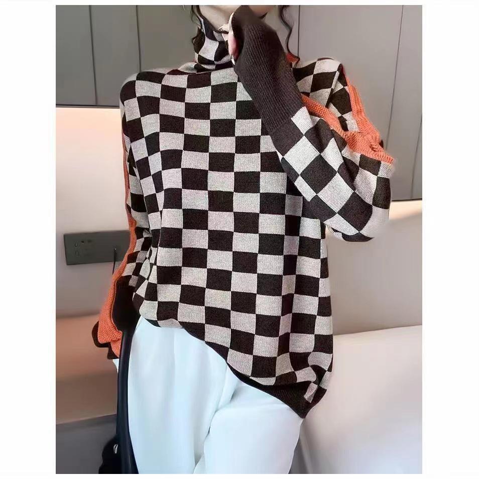 2024 Autumn/Winter Women's Turtleneck Sweater: Retro Pattern, Contrast Color, Knitted Style