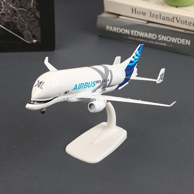20cm Bílý velrybí transportní letoun A300-600 Beluga Airlines Model letadla Transportní Beluga Odlitek ze slitiny Model letadla Hračka
