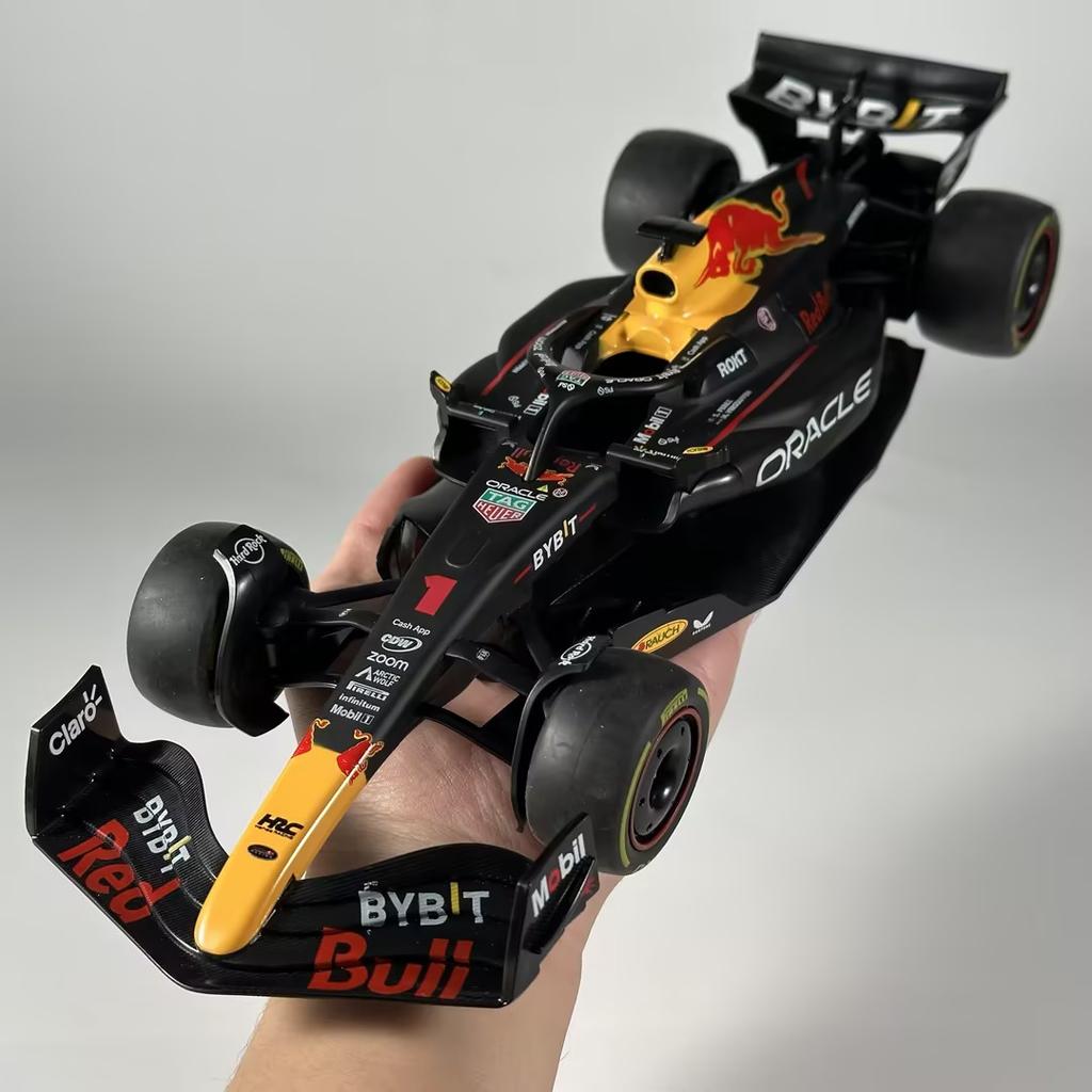 1:18 Red Bull Racing RB19 F1 Modello 2023 Lega Metallo Auto Formula Racing Diecast Modello Giocattoli Collezioni Regali di Compleanno Verstappen