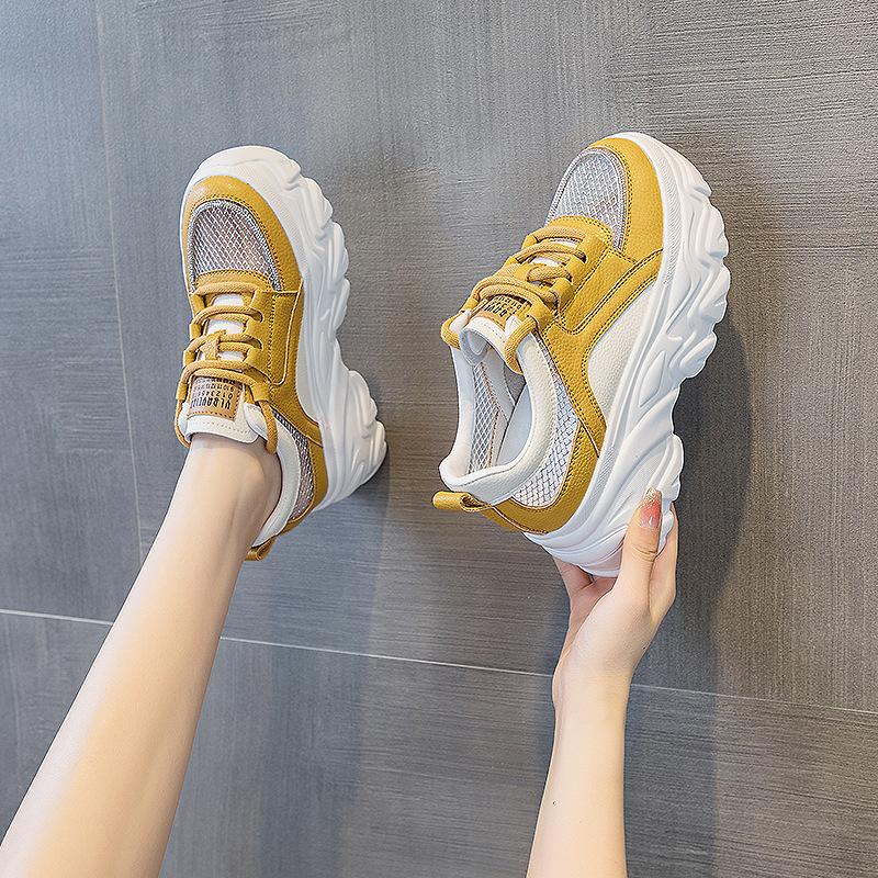 Summer Douyin popular women's shoes 2025 new mesh breathable casual shoes women's inner height increase thick sole dad shoes low top