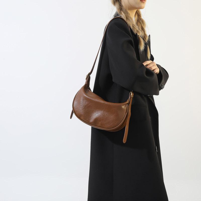 French Personality Trend Underarm Bag Women's 2025 New Fashion Pillow Bag Casual Commuter Messenger Shoulder Bag