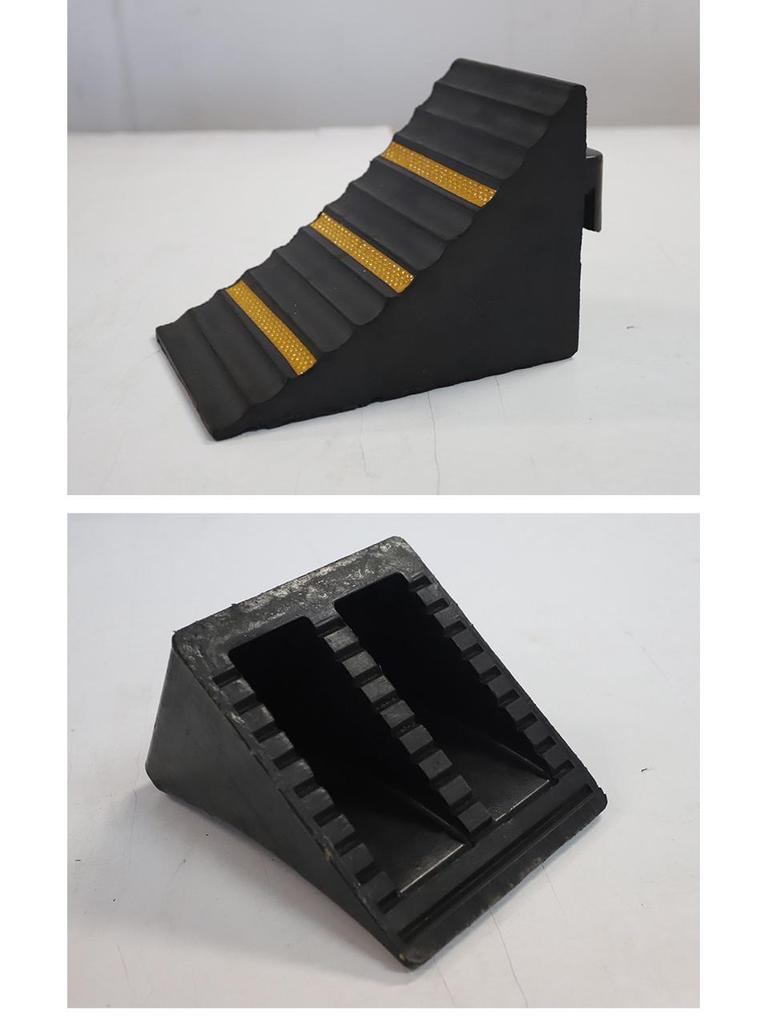 Bouchon de Pneu Auto Portable: Tapis de Rampe en Caoutchouc avec Cale Triangulaire Anti-Roulement