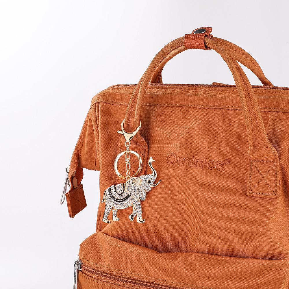 Rhinestone Little Elephant Keychain - Popular Cartoon Bag Charm at Tourist Attractions
