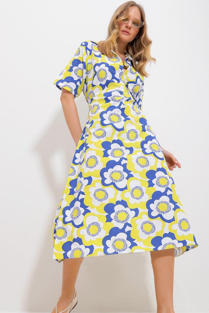 Women's Dress New Season Fashion Red Shirt Collar Half Placket Belted Waist Floral Patterned Poplin Dress