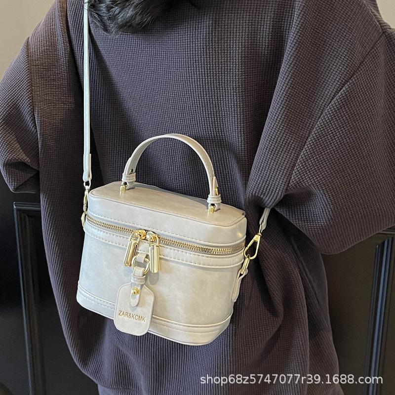 Premium sense of foreign style mini small bag women's 2025 new spring and summer Korean version messenger bag niche design box bag