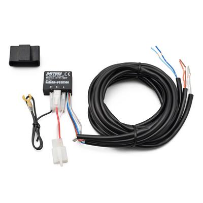 Przekaźnik kierunkowskazów motocyklowych Daytona 15368, kompatybilny z LED, 2 piny + uziemienie (Łącznie 3 piny) Zgodny z Hazard + Pozycja