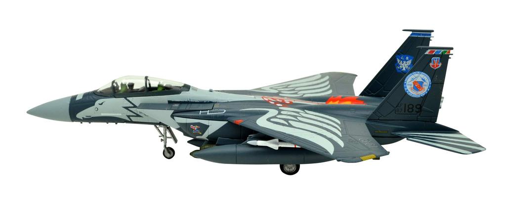 TANG DYNASTY(TM) 1100 F-15E Fighter Attack Aircraft Alloy Completed United States Air Force Airplane Model