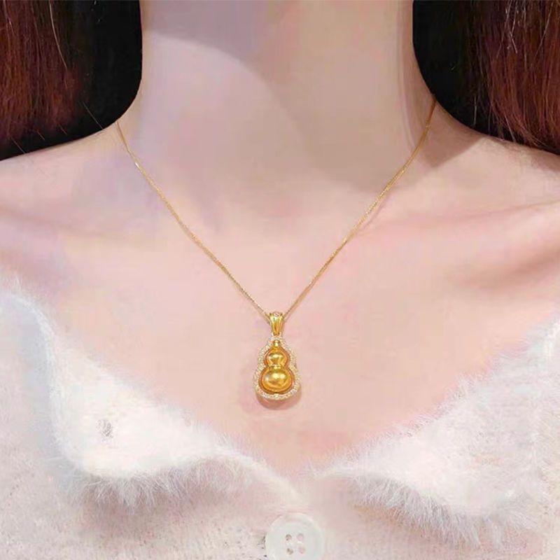 Chinese Style Diamond Gourd Pendant Necklace - High-End Design for Women