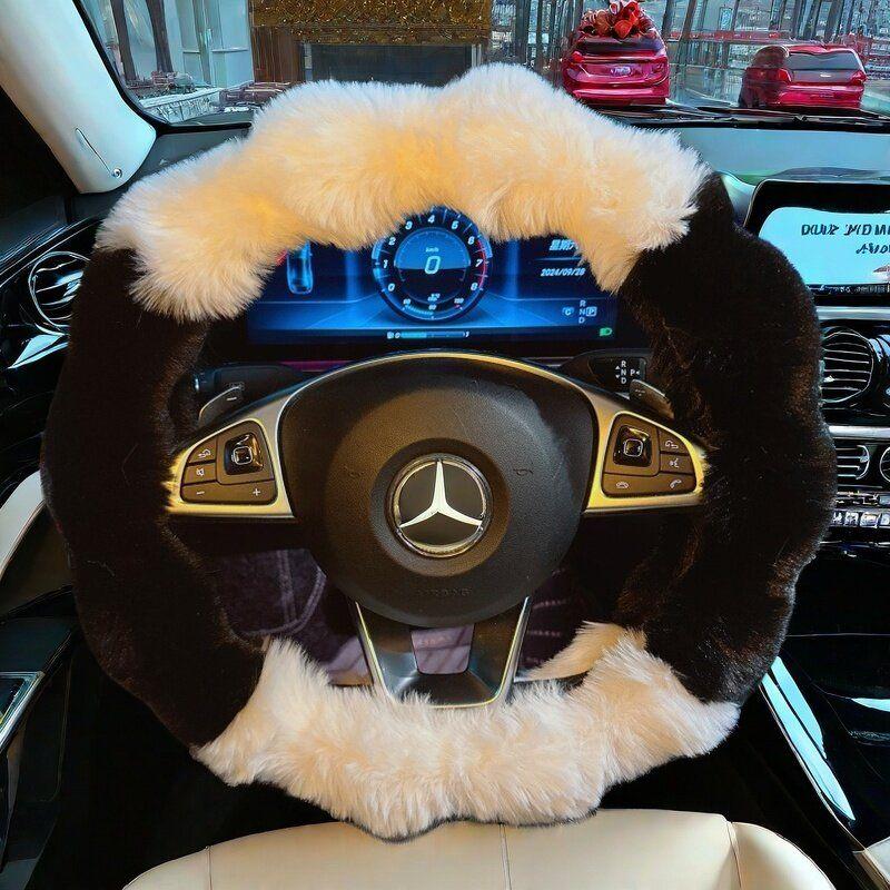 

Winter Cute Plush Warm Car Steering Wheel Cover for Women, Universal Non-Slip Cartoon Winter Fleece Warm Car Steering Wheel Cover Black and White Patchwork Long Hair Waves