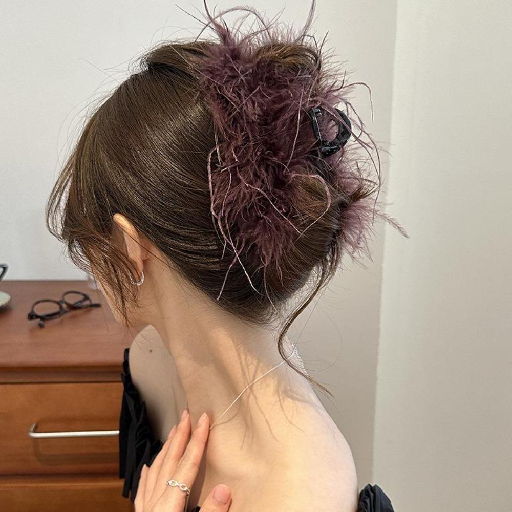 Autumn and Winter New Style Super Fairy Feather Catch Clip Large Hair Volume Large Back of The Head Shark Clip Pure Desire Wind Hair Clip Headdress