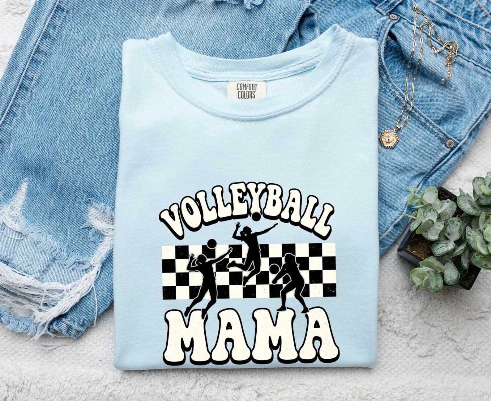 Volleyball Athletes Shirt Moms Athletics Gift Women Classic Tee Volleyball Player T-Shirt Mom Enthusiast Volleyballer Graphic Retro Tshirt S