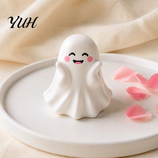 Thanksgiving Gift for Friends Halloween Cute Ghost Figurine, Mini Cartoon Statue, Little Spooky Kawaii Fall Home Decoration Desktop Ornament
