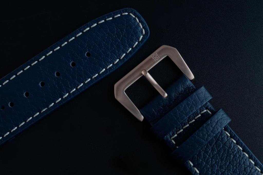 New Model [HYAKUICHI 101] Men's Watch, 100m Water Resistant, Chronograph, Date Display, Leather Strap, Pink Gold and Midnight Blue