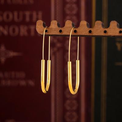 Kalte neue Ohrringe Gold Büroklammer Ohrhaken personalisierte einfache Titan Stahl plattiert 18K echtes Gold Ohrringe
