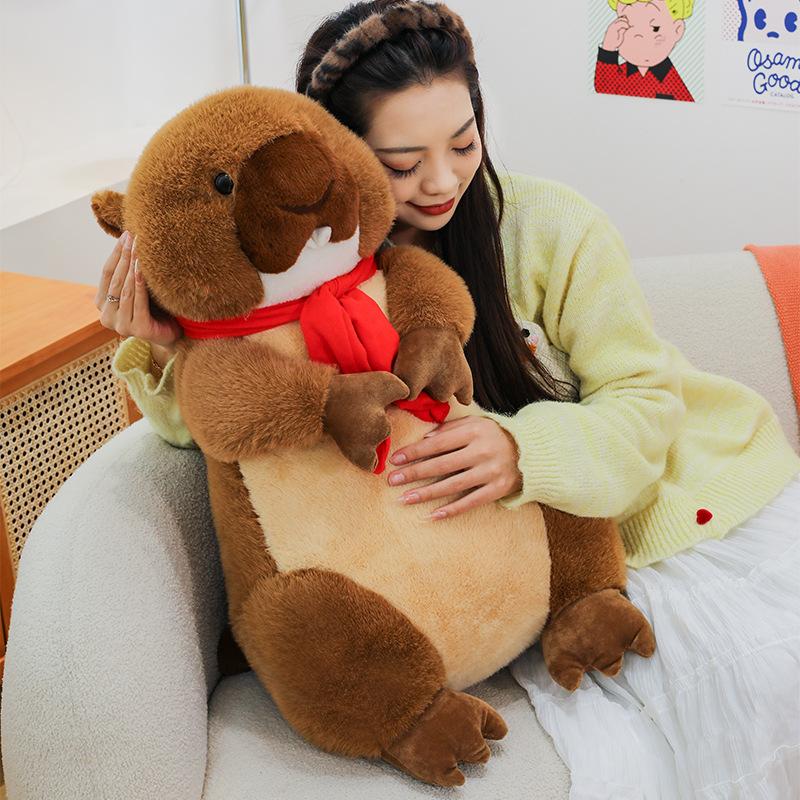 Czerwony szalik świstak lalka lalka brzydka urocza szczur towarzysz pluszowa zabawka lalka maszyna do łapania ozdoba