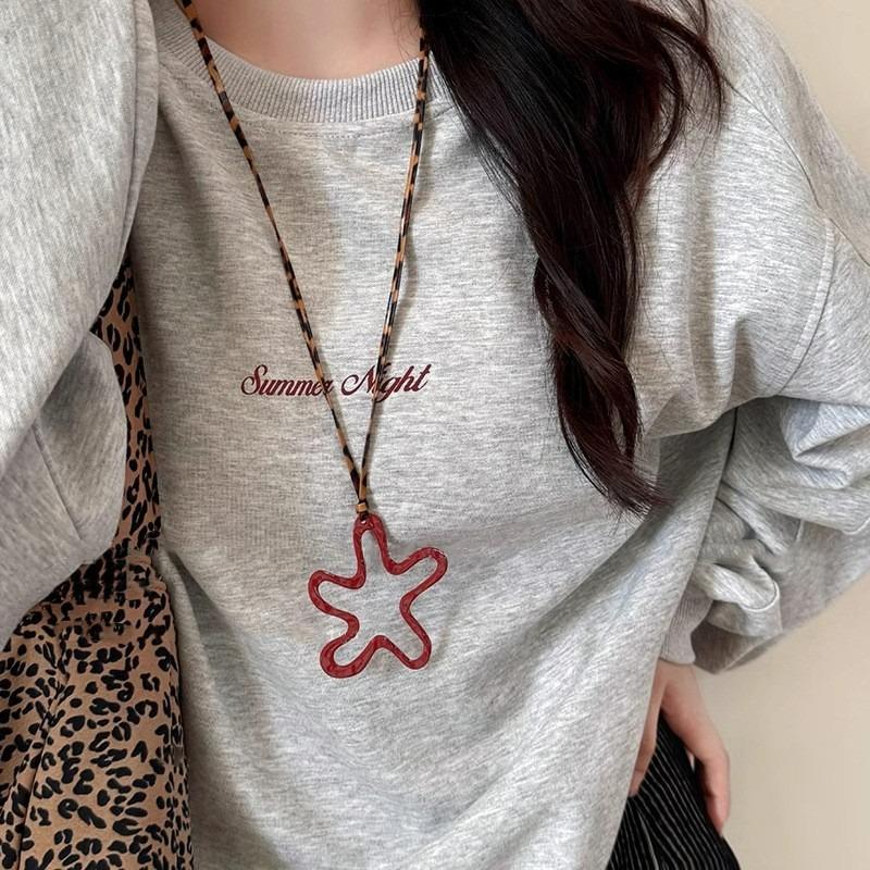 Retro Autumn and Winter Long Necklace Women's High-end Sweater Chain Niche Design Accessories