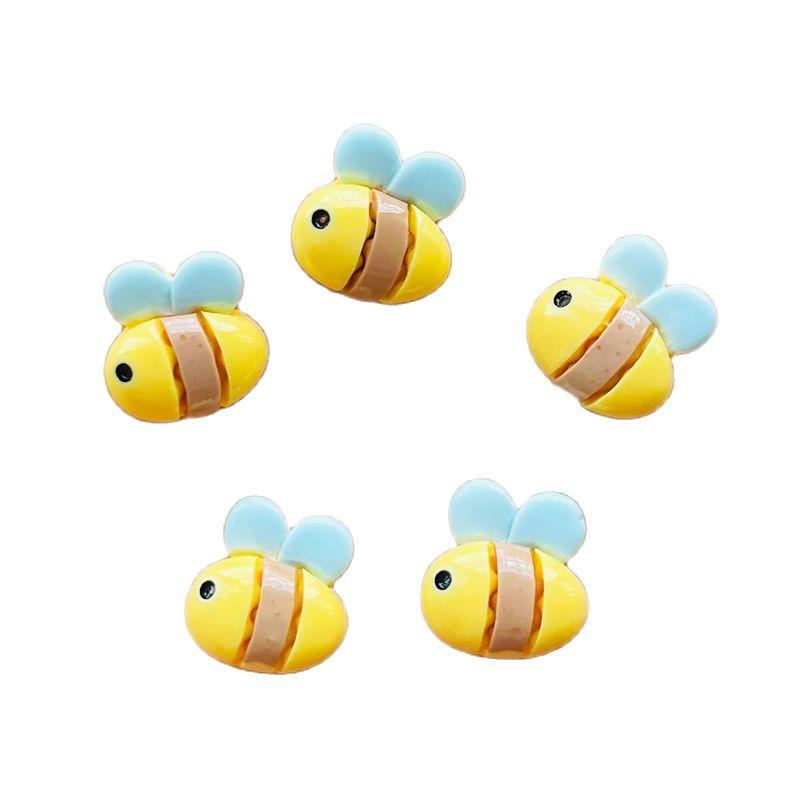 40 Pcs New Cute 11*11Mm Resin Mini Little Bee Flat Back Stone Figurines Diy Jewelry Wedding Scrapbook Manicure Accessories A129
