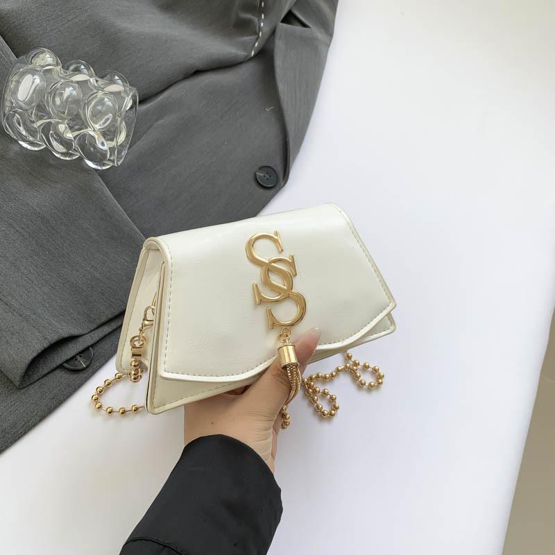 

Women s temperament simple fringed shoulder bag 2024 summer new simple fashion underarm bag commuter small square bag women білий