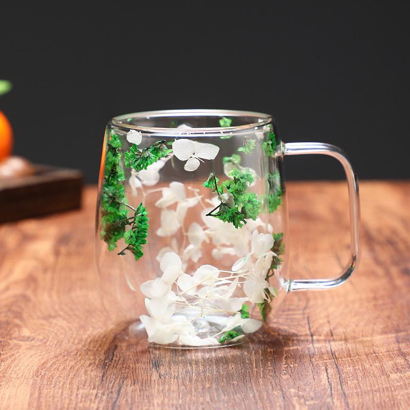 Double Layer Borosilicate Glass Mug with Dried Flower Inside Clear Design for Office Bar Home Coffee Tea Drinkware Gift