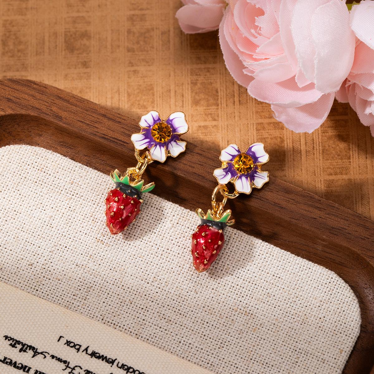 Sweet Summer Strawberry Flower Stud Earrings - Enamel Red, Cute Niche Design
