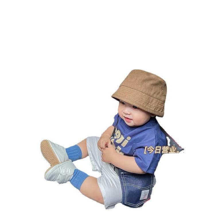 Kids Bucket Hat With Polyester Material For Winter Sun Protection And Warmth For 2 To 6 Year Olds