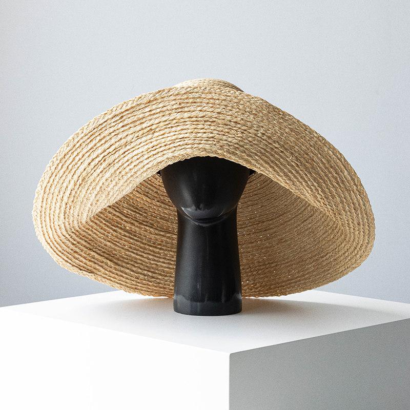2026 New Super Big 100% Natural Raffia Sun Hat for Woman Large Wide Brim Beach Hat Ins Take Photo Straw Hat