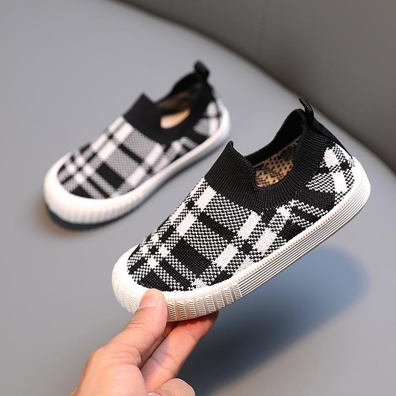 

Classmates Soft sole Non-slip, light and comfortable Male and female students Versatile casual sports board shoes Kindergarten indoor shoes 32 yards suitable for foot length 19.5-20 cm