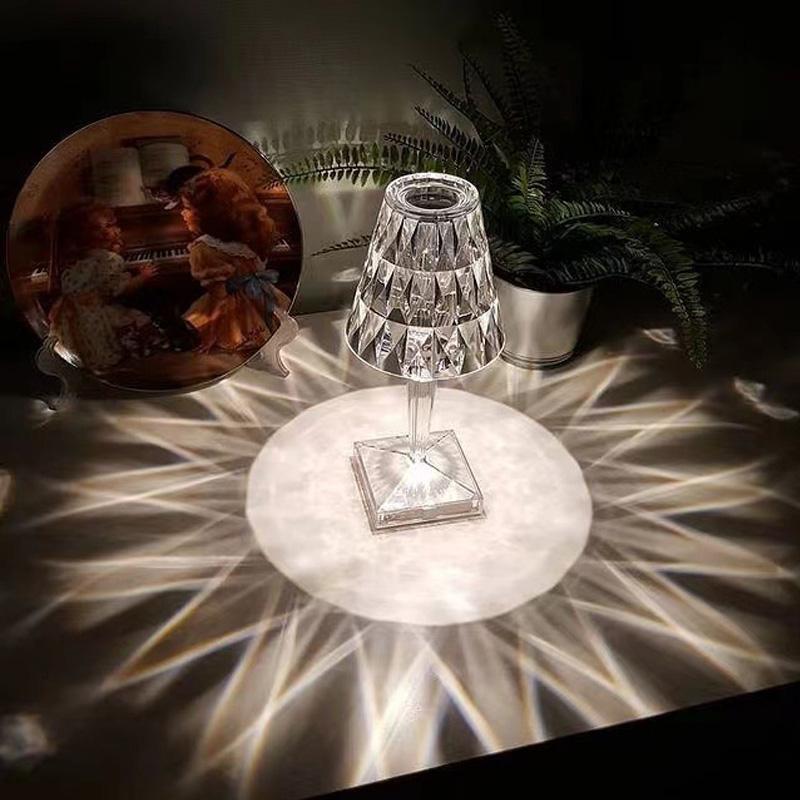 Diamant Tisch Lampe Licht Luxus Kreative Schlafzimmer Nacht Atmosphäre Nacht Licht Dekoration Kristall Kleine Tisch Lampe