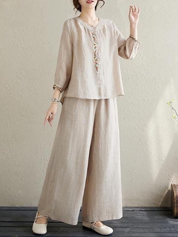 Women's Retro Chinese Embroidery Casual Two-Piece Set: Loose Trousers & Top for Spring/Summer