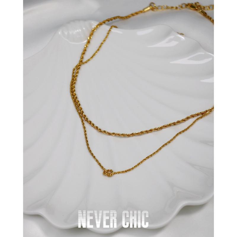 

Gold-Plated Brass Twisted Necklace: Versatile, Shiny, Layered Design with a High-End Feel, Knot-Ready for Timeless Style.