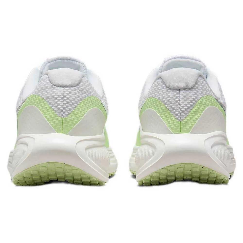 Nike Кроссовки для бега Revolution 8