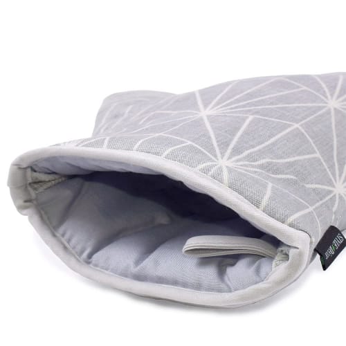 STYLE Decor Mitten Set, Silver Light Silver Gray, Nordic Style, Heat-Resistant Kitchen Gloves, Trivet, W3301220