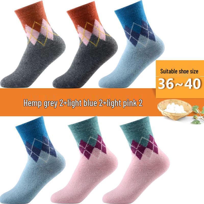 Langsha Women's Thickened Mid-Calf Rabbit Wool Plaid Socks for Autumn and Winter.